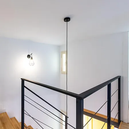 Behouse Calatrava Apartment Seville